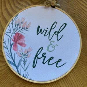 Embroidered embroidery hoop wild and free floral